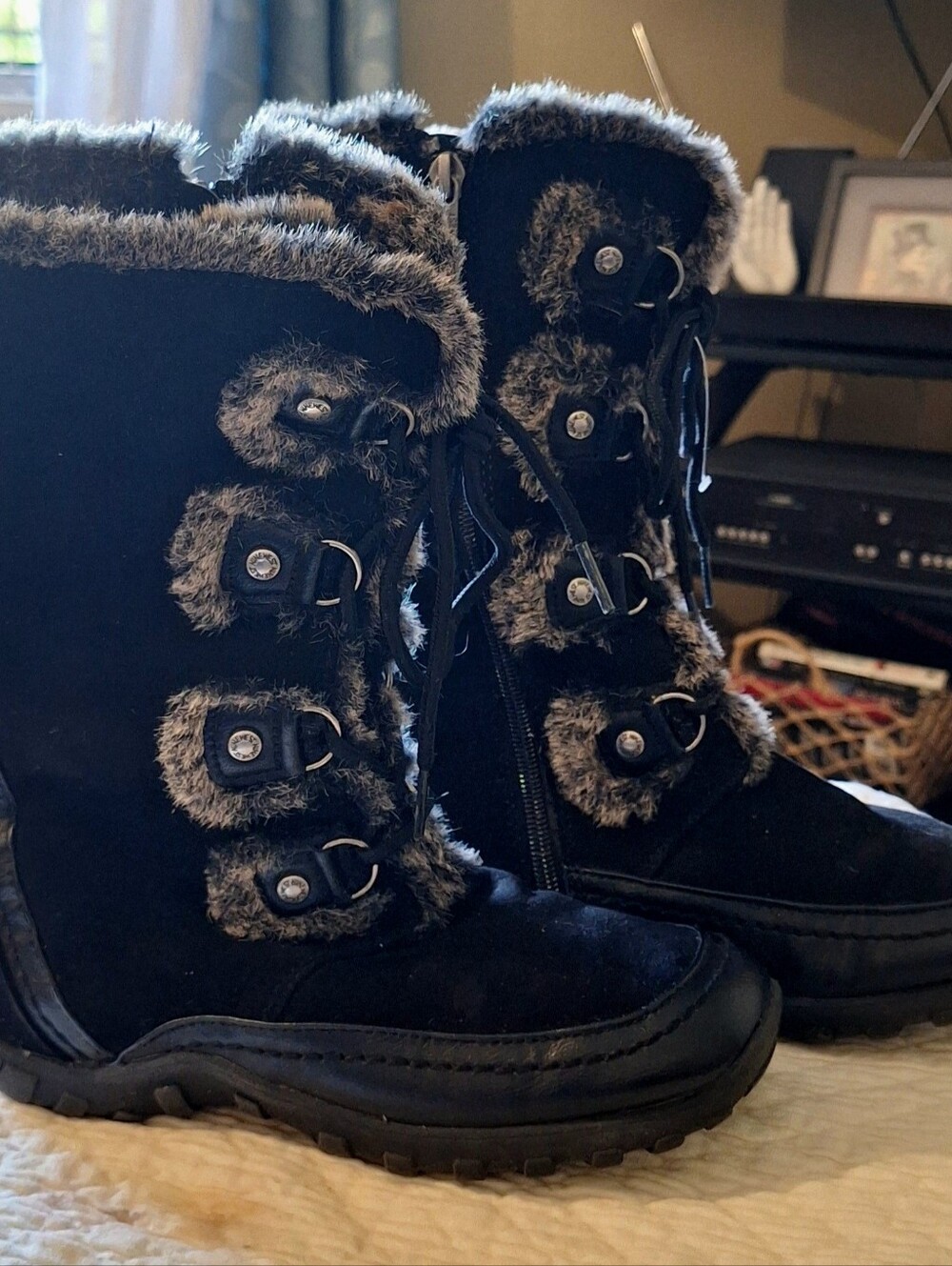 Nine West Girl's Winter lace up Boots Faux Fur Black Size 2M